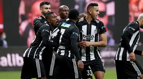 Beşiktaş'ın En Çok Gol Atan Forvetleri